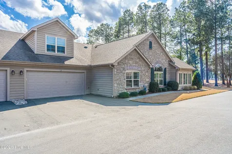 117 W Chelsea Court Southern Pines NC 28387
