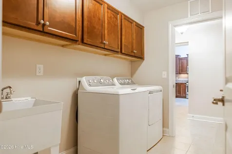 117 W Chelsea Court Southern Pines NC 28387