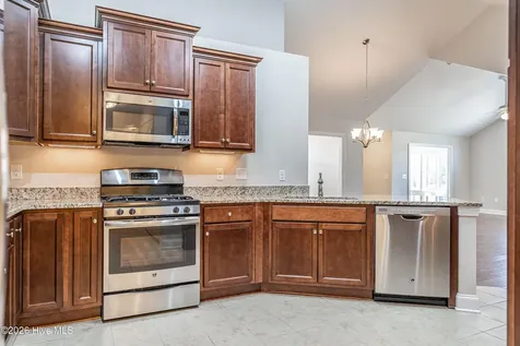 117 W Chelsea Court Southern Pines NC 28387