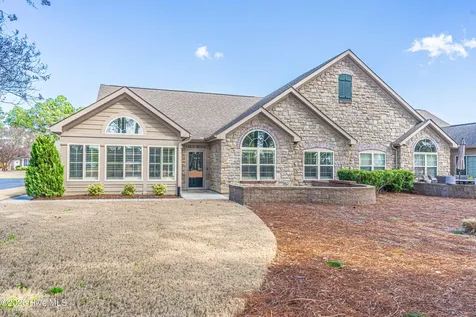 117 W Chelsea Court Southern Pines NC 28387