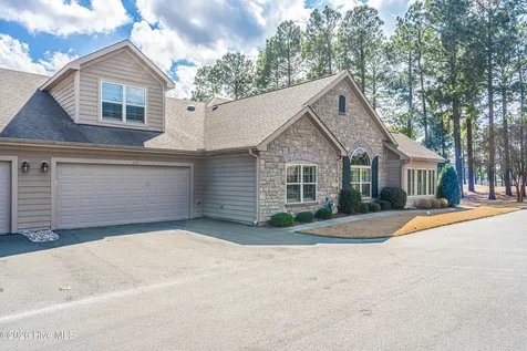 117 W Chelsea Court Southern Pines NC 28387