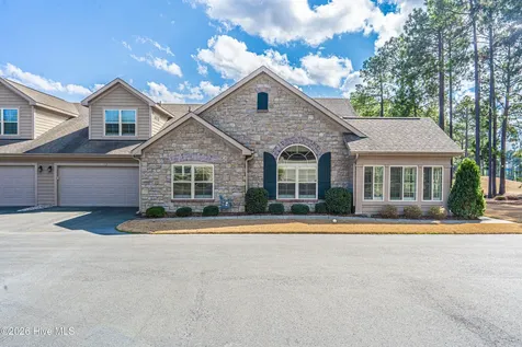117 W Chelsea Court Southern Pines NC 28387