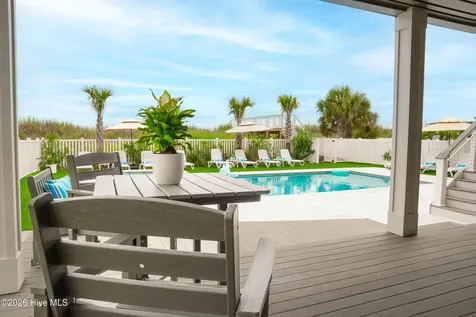387 W First Street Ocean Isle Beach NC 28469