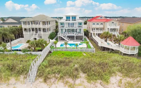 387 W First Street Ocean Isle Beach NC 28469