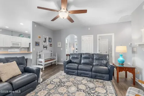 1106 Woods Court Morehead City NC 28557