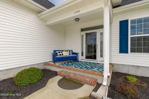 1106 Woods Court Morehead City NC 28557