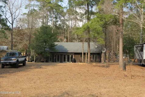 135 Wilson Circle Minnesott Beach NC 28510