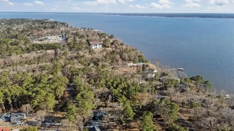 135 Wilson Circle Minnesott Beach NC 28510