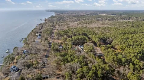 135 Wilson Circle Minnesott Beach NC 28510