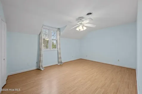 327 Plantation Drive New Bern NC 28562