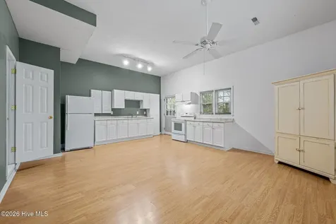 327 Plantation Drive New Bern NC 28562