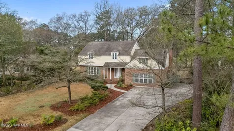 327 Plantation Drive New Bern NC 28562