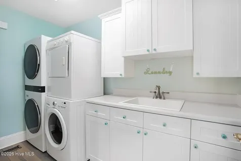 11 Sandpiper Street Wrightsville Beach NC 28480