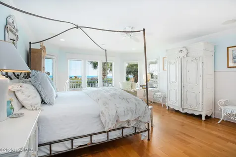 11 Sandpiper Street Wrightsville Beach NC 28480
