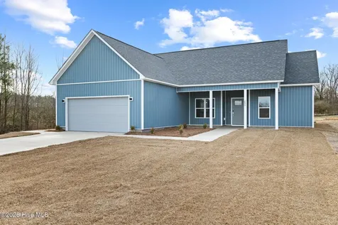 411 Wade Drive Richlands NC 28574