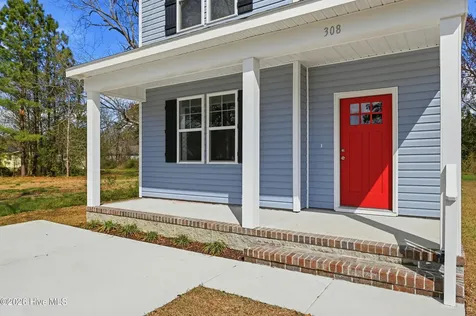 308 S Vann Street Burgaw NC 28425