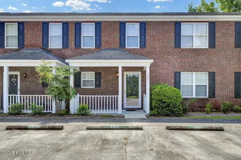 5022 Lamppost Circle Wilmington NC 28403
