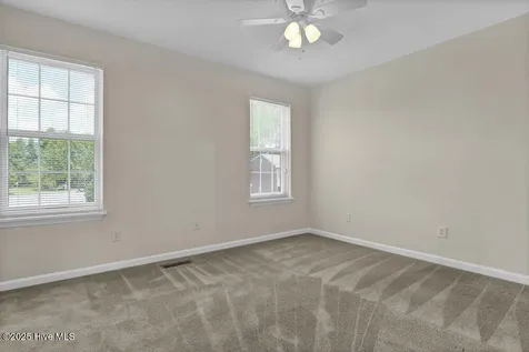 5022 Lamppost Circle Wilmington NC 28403
