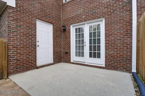 5022 Lamppost Circle Wilmington NC 28403