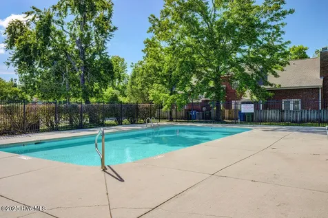5022 Lamppost Circle Wilmington NC 28403