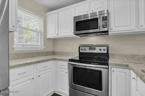 5022 Lamppost Circle Wilmington NC 28403
