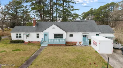 225 N 6th Street Aurora NC 27806