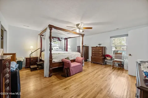 225 N 6th Street Aurora NC 27806