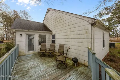 225 N 6th Street Aurora NC 27806