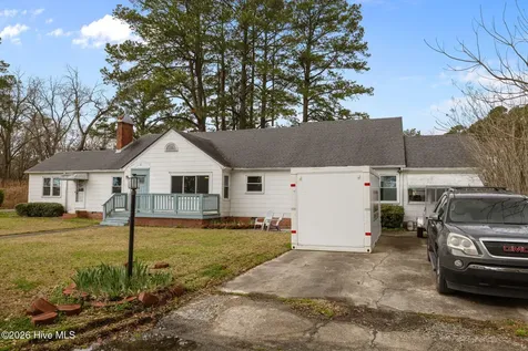 225 N 6th Street Aurora NC 27806