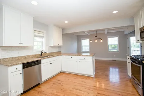 256 N Saylor Street Southern Pines NC 28387