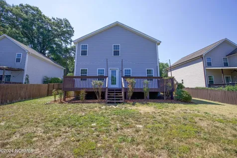 256 N Saylor Street Southern Pines NC 28387