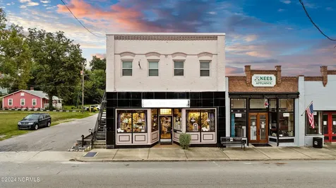 108 E Main Street Aberdeen NC 28315