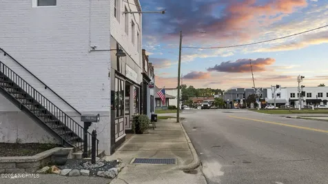 108 E Main Street Aberdeen NC 28315