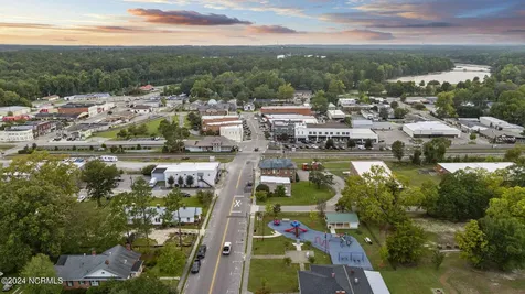 108 E Main Street Aberdeen NC 28315
