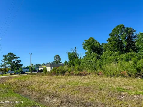 951 Caton Road Lumberton NC 28360