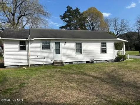 3616 Williams Street Farmville NC 27828