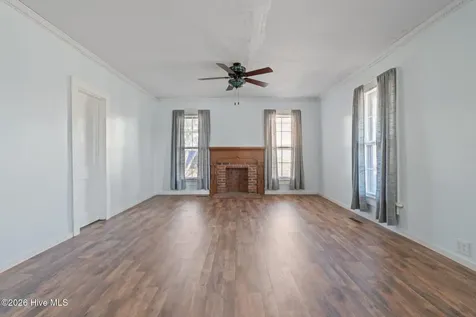 206 Dowd Street Carthage NC 28327