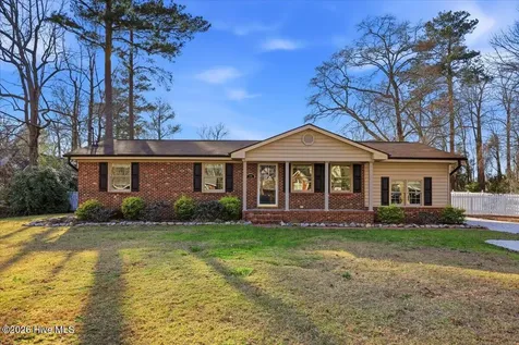 133 Crescent Street Pine Level NC 27568
