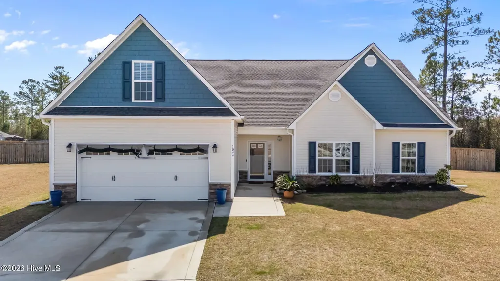 1044 Mackerel Manor New Bern NC 28562