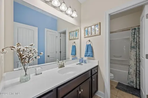 1044 Mackerel Manor New Bern NC 28562