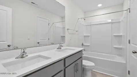 747 Lazy Elm Lane Aberdeen NC 28315
