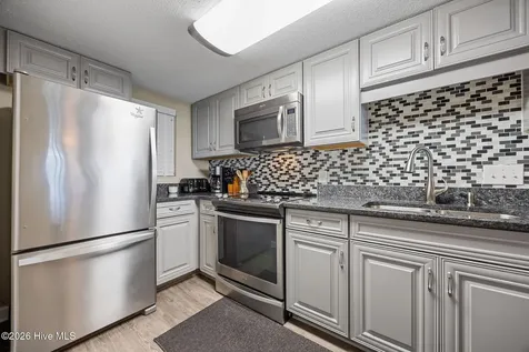 8801 Reed Drive Emerald Isle NC 28594