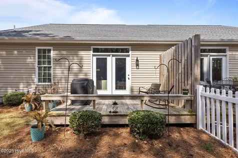 3303 Hogan Court Morehead City NC 28557