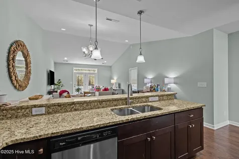 3303 Hogan Court Morehead City NC 28557