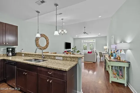 3303 Hogan Court Morehead City NC 28557