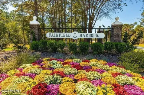 2127 Royal Pines Drive New Bern NC 28560