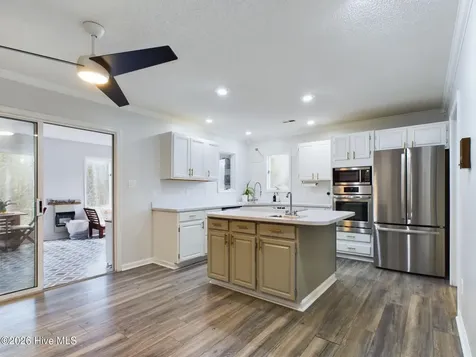 1121 Barkentine Drive New Bern NC 28560