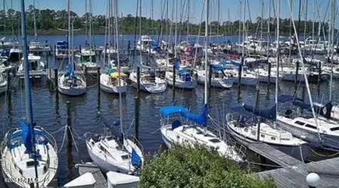 1121 Barkentine Drive New Bern NC 28560