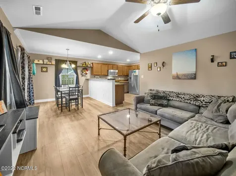 423 Blue Pennant Court Sneads Ferry NC 28460