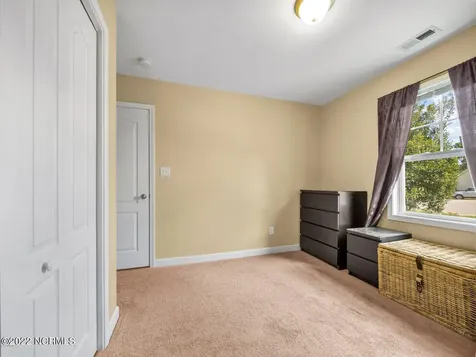 423 Blue Pennant Court Sneads Ferry NC 28460